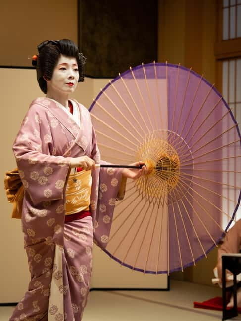 Asakusa: Geisha Performance and Tea House Experience - Key Points