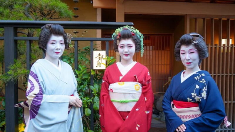 Asakusa: Geisha Performance and Tea House Experience - Who Should Consider This Tour?