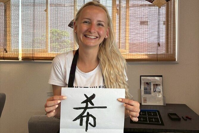 AsakusaJapanese Calligraphy & Make your original folding fan! - Practical Tips