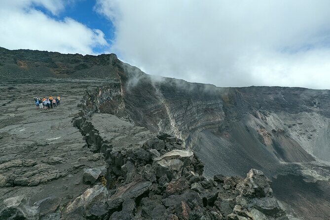 Ascension du Piton de la Fournaise en petit groupe - FAQs about the Piton de la Fournaise Guided Trek