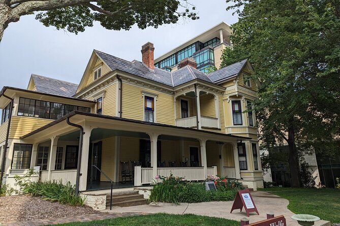 Asheville Scavenger Hunt Walking Tour and Game - Frequently Asked Questions