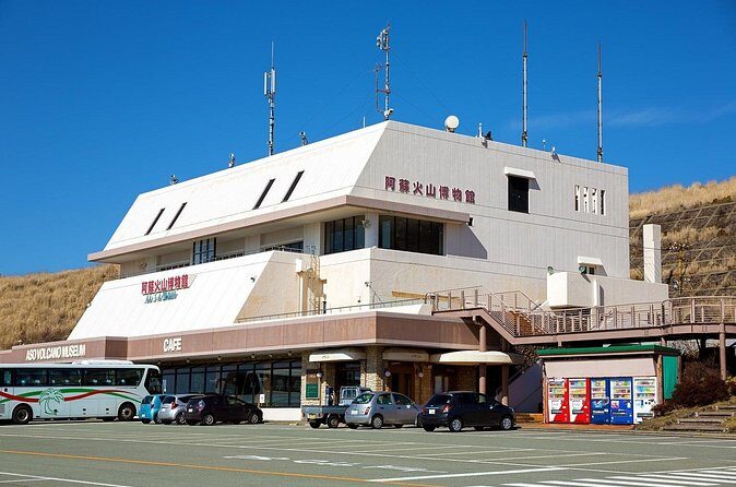 Aso Kusasenrigahama and Kurokawa Onsen Full Day Tour from Fukuoka - Who Should Consider This Tour?