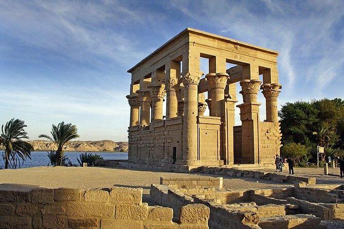 Aswan Tour From Luxor Private Full Day trip Edfu, High Dam,Philae - Who Would Love This Tour?