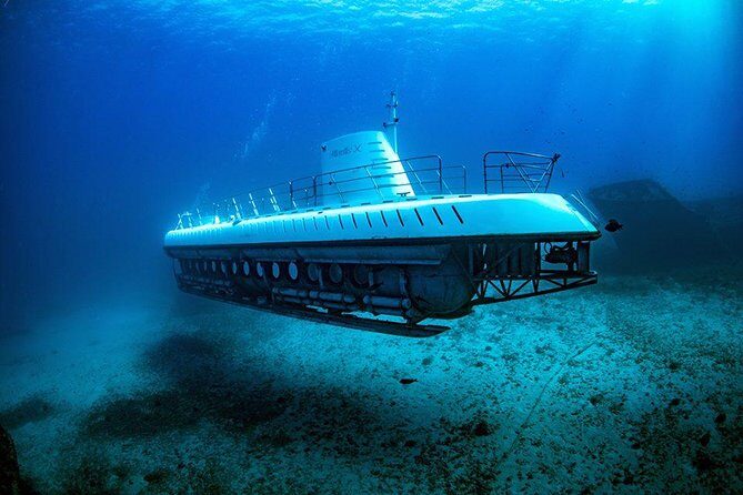 Atlantis Submarine Adventure in Waikiki - Key Points