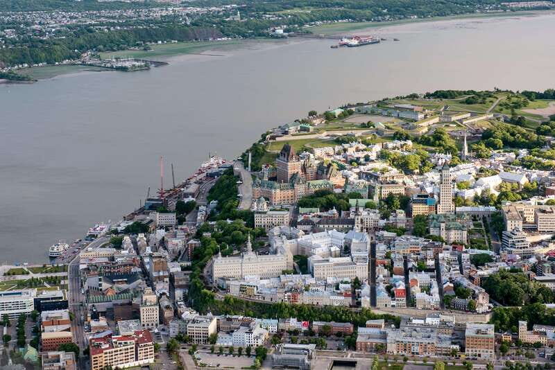 Attitude-Helicopter: Helicopter tour of Quebec City - A Look at the Experience