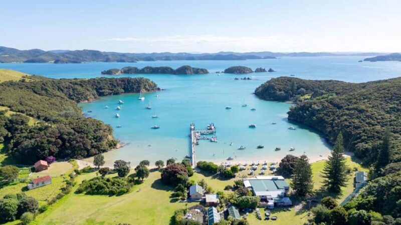 Auckland: 2-Day Bay of Islands Small Group Tour with Cruise - Key Points