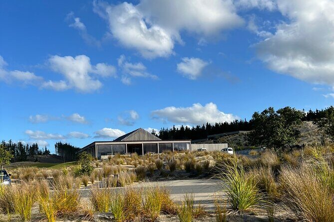 Auckland Airport Private Golf Transfer To Te Arai Links Golf Club - Who Should Consider This Transfer?