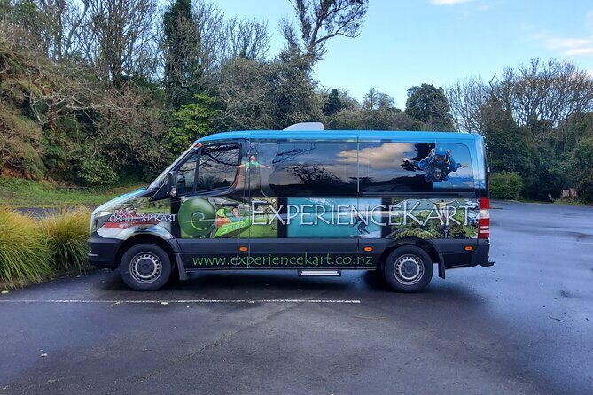 Auckland Airport Private Transfers in a Luxury Minibus - The Experience at a Glance