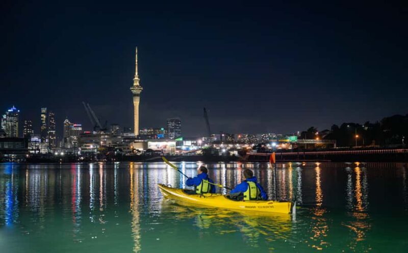 Auckland: City Lights Night Kayak Tour - Discovering Auckland by Water After Dark