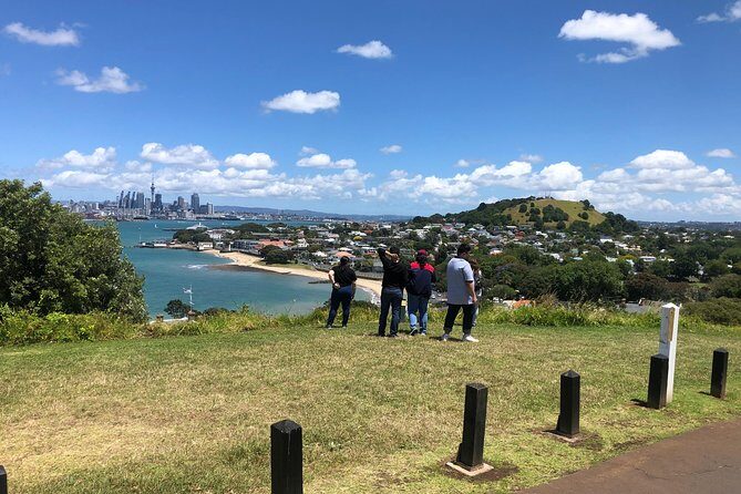 Auckland City Private Tour for Couples. Be chauffeur driven with added extras. - Practical Details: What to Expect and Consider
