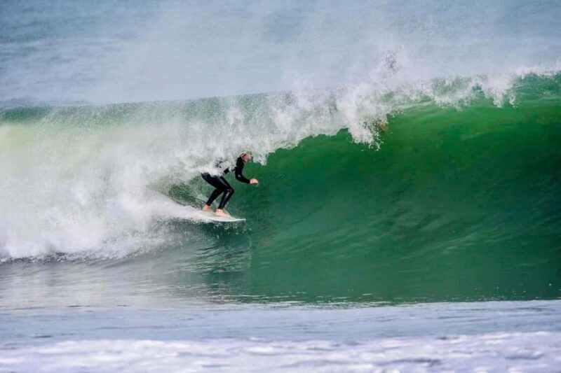 Auckland: Group Surfing Lesson with Muriwai Surf School - FAQ