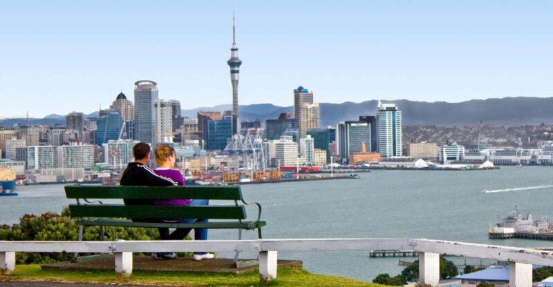 Auckland: Guided Small Group City Discovery Tour - The Sum Up
