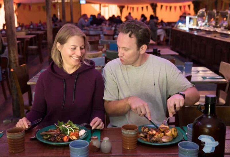 Auckland: Hobbiton Movie Set Day Trip with Festive Lunch - The Full Experience: A Deep Dive