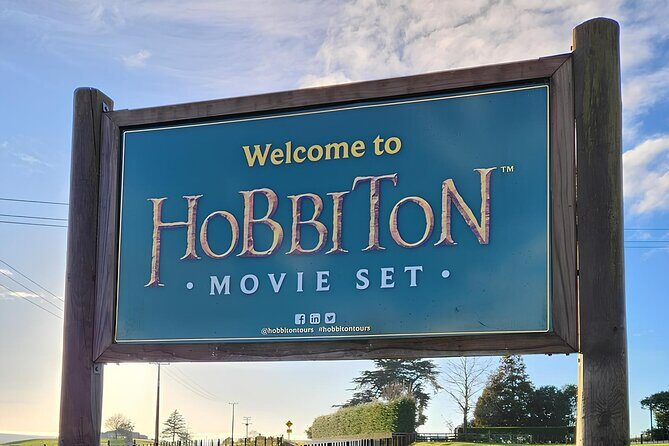 Auckland : Hobbiton & Te puia & red wood forest Private Tour - FAQ