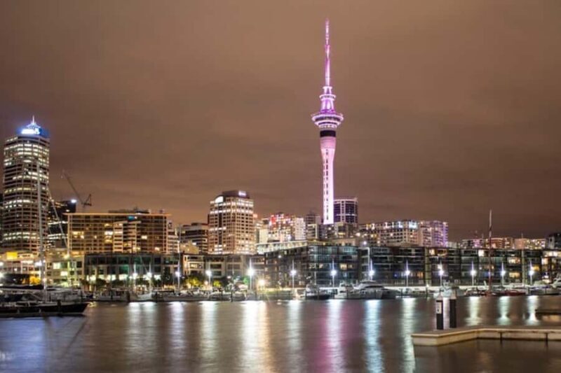 Auckland: Private Customizable Walking Tour with Local Guide - Key Points