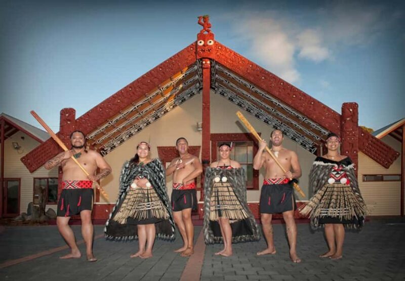 Auckland: Rotorua Mori Village & Waitomo Caves with Lunch - What Makes This Tour Stand Out?