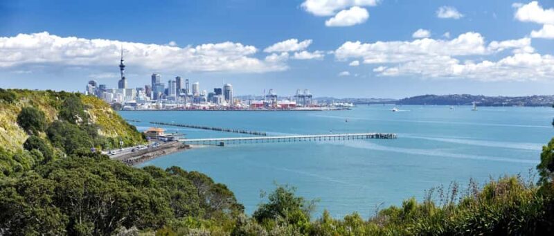 Auckland Scenic Half-Day City Sightseeing Tour - FAQs