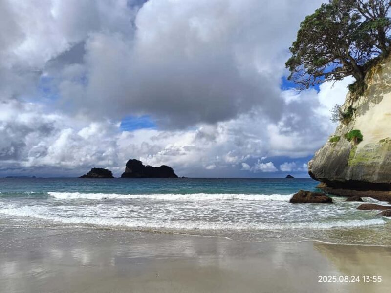 Auckland to Coromandel: Private Coastal Escape - An In-Depth Look at the Coromandel Coastal Escape