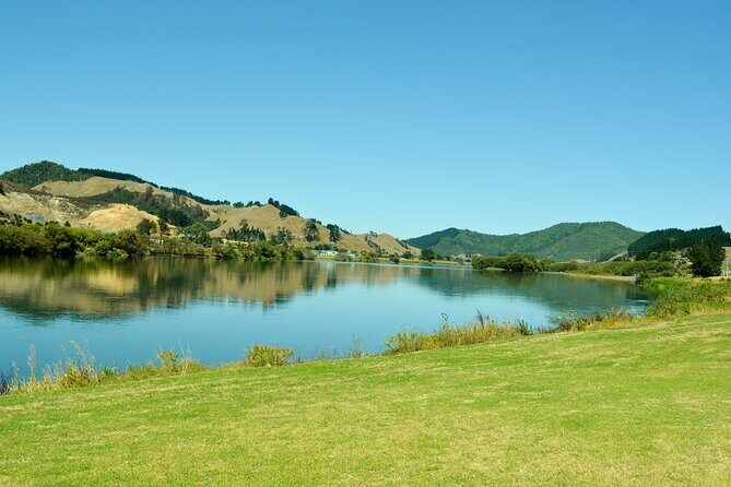 Auckland to Hobbiton Private Tour Shire Movie Set and Waikato - The Itinerary in Detail: What to Expect