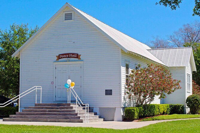 Audio Guide to New Port Richey's History and Quirky People - Authenticity and Reviews: What Travelers Say