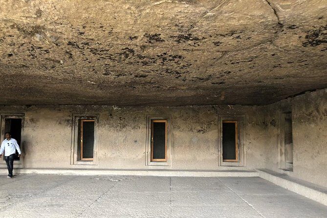 Audio Guided Tour Of Ellora Buddhist Caves, Aurangabad on HopOn India App - Key Points
