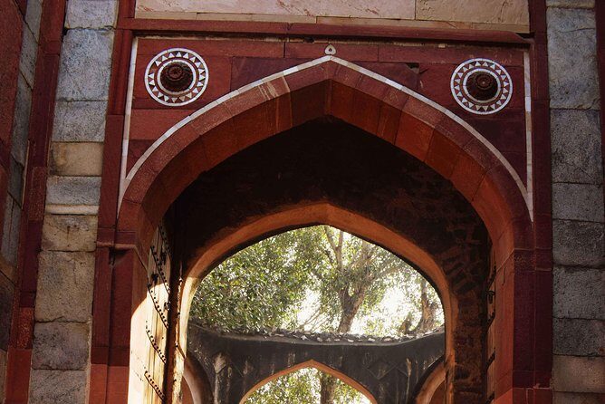 Audio Guided Walk of Humayun's Tomb & Nizammudin Basti, Delhi on HopOn India App - Who Will Love This Tour?