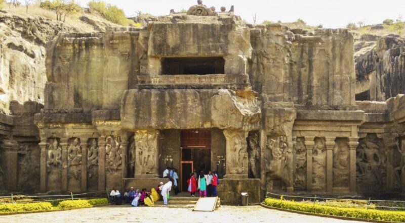 Aurangabad to Hampi, Badami, Ajanta and Ellora Private Tour - Exploring Badami and Its Temples