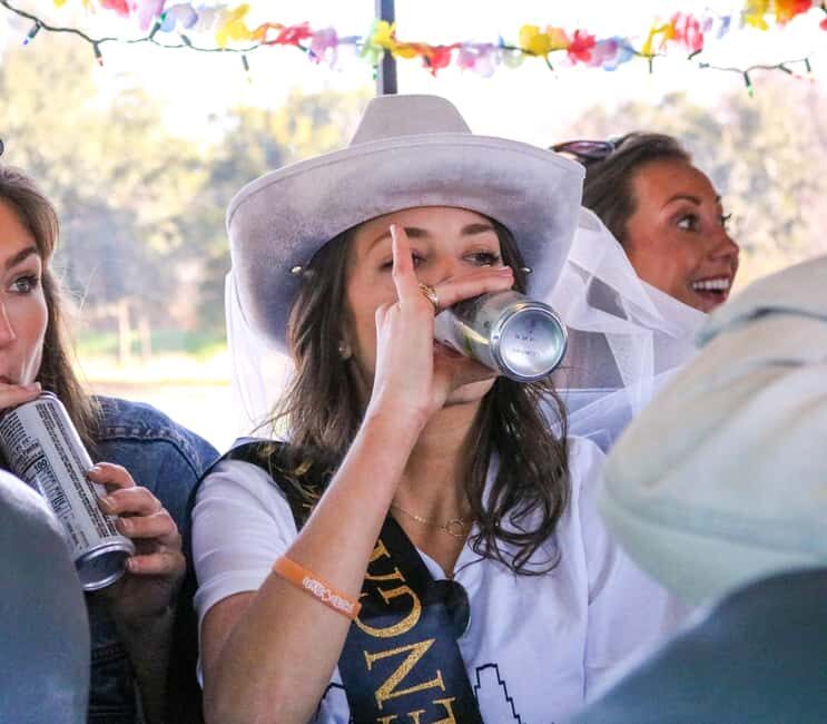 Austin: Brewery Tour with Live Music and Beer Tastings - Key Points