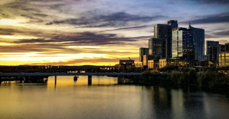 Austin Premium Driving Tour with Sunset Boat Cruise - Key Points