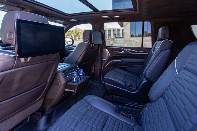 Austin Texas Airport Transfer Premium Black SUV - What You Can Expect from the Austin Black SUV Transfer