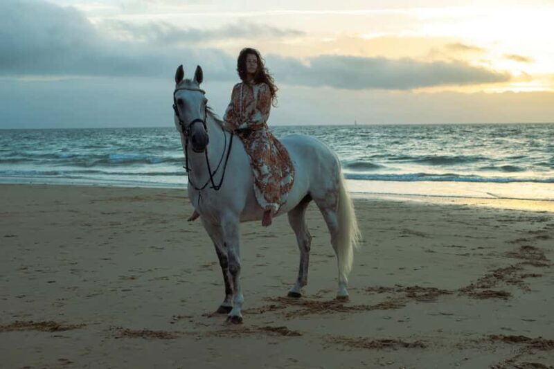 Australia: Beach Horse Ride and Lagoon Swim with Photos - Key Points