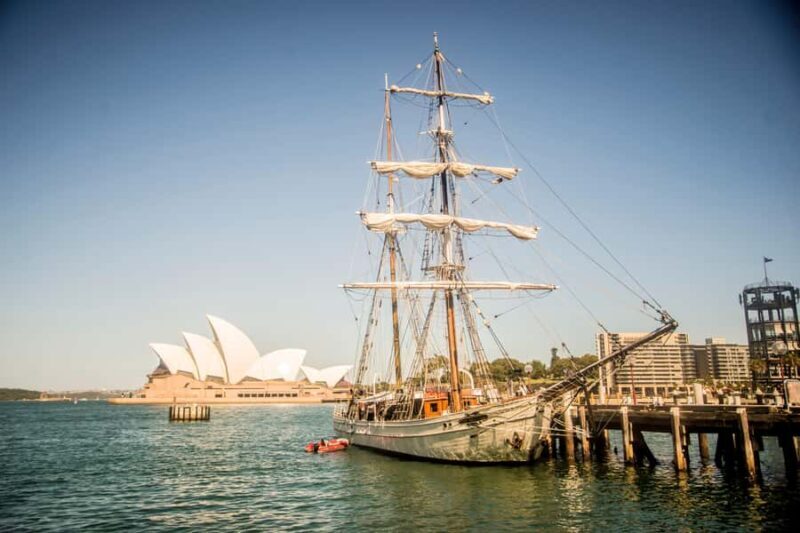Australia Day: Tall Ships Soren Larsen Dinner & Fireworks - Key Points