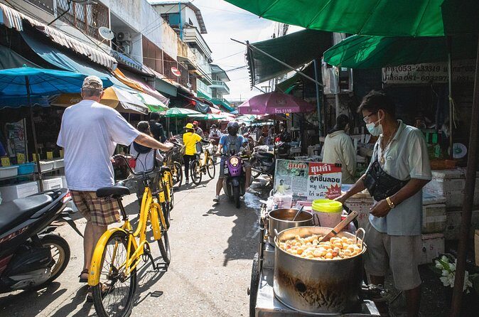 Authentic Chiang Mai 4-Hour Bicycle Tour with Northern Food - The Sum Up: Who Is This Tour Best For?