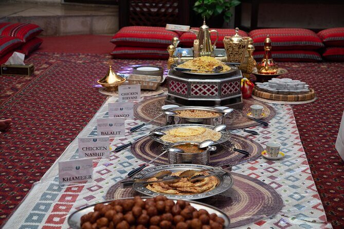 Authentic Emirati Cultural Meal and Talk in Old Dubai - A Detailed Look at the Experience