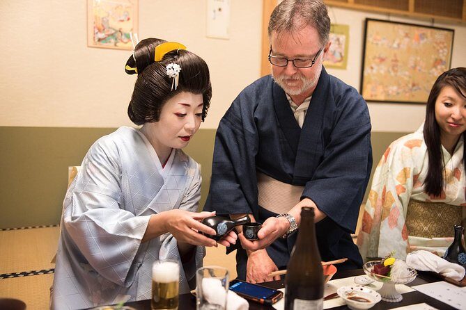 Authentic Geisha Performance with Kaiseki Dinner in Tokyo - An Overview of the Experience