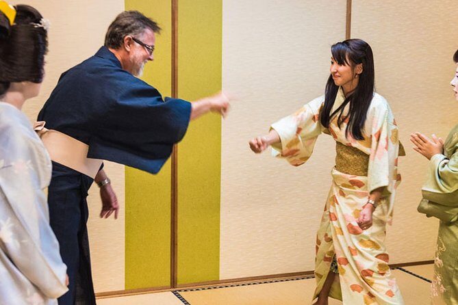 Authentic Geisha Performance with Kaiseki Dinner in Tokyo - Who Will Love This Experience?