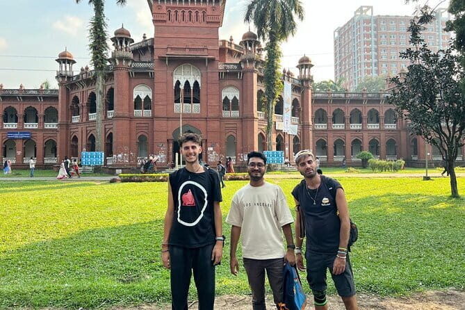 Authentic Old Dhaka Day Tour with Shipyard Visit - An In-Depth Look at the Tour Experience