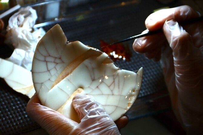 Authentic Pure Gold Kintsugi Workshop with Master Taku in Tokyo - Key Points