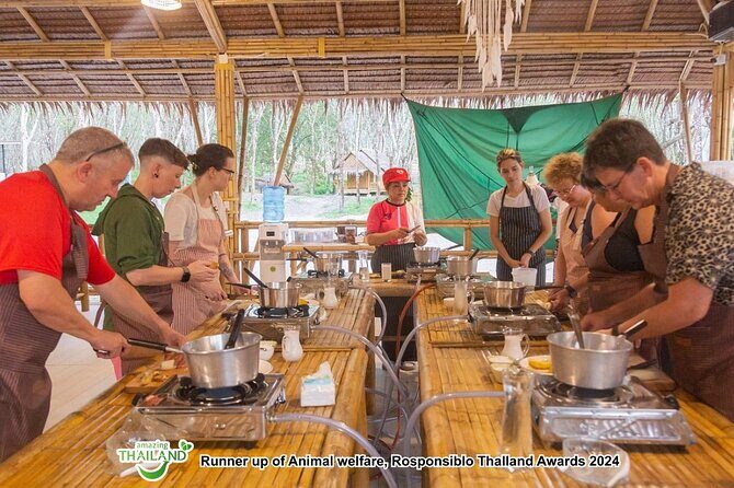 Authentic Thai Cooking in Khao Lak Market Tour & Flexible Menu - Key Points