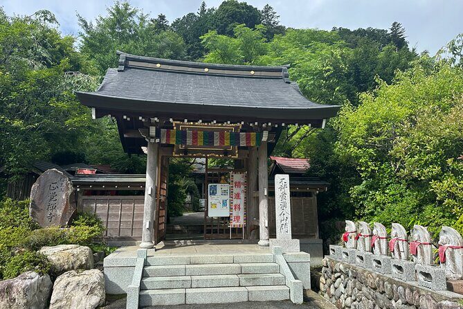 Authentic Zazen Experience Digital Detox with Temple Stay & Food - What Makes This Tour Stand Out?