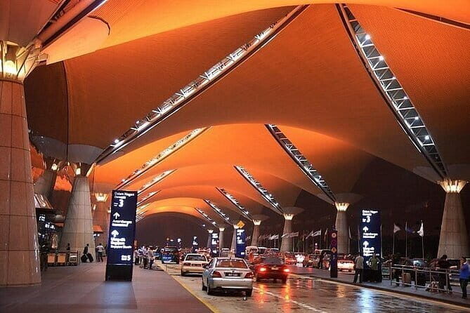 AVANI Sepang Goldcoast Resort Hotel To Kuala Lumpur International Airport KLIA KLIA2 Transfer - The Sum Up