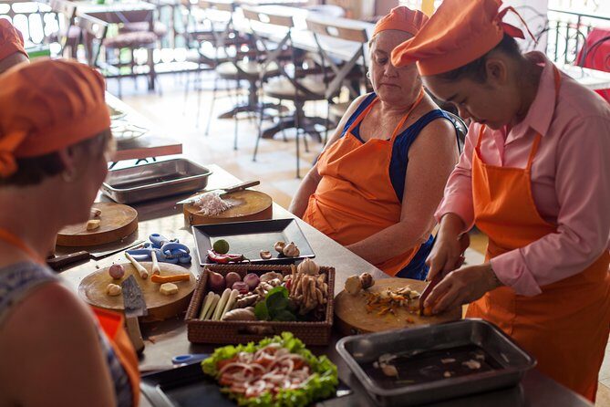 Award-Winning Cooking Class Experience with Professional Teacher - Who Will Love This Experience?