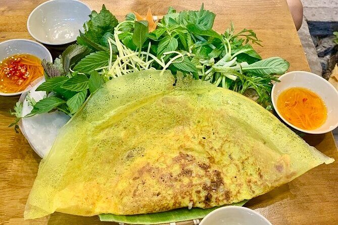 Award-Winning Ho Chi Minh Walking Food Tastings & Hidden Alleys - Exploring the Flower Market
