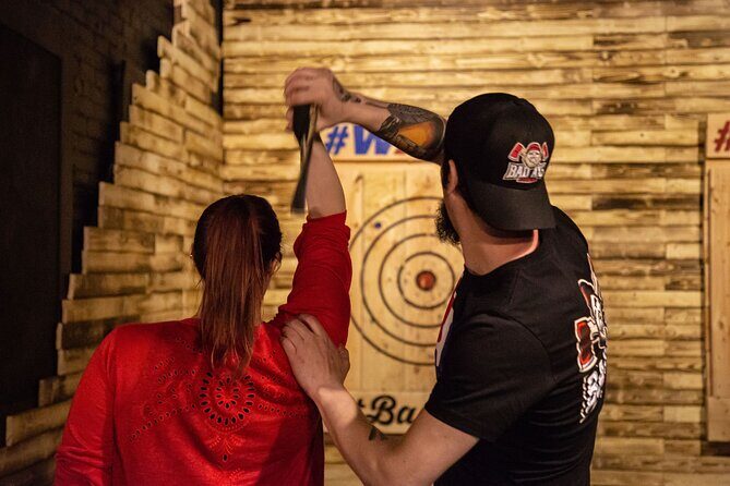 Axe Throwing in Indianapolis - What to Expect from Your Indianapolis Axe Throwing Experience