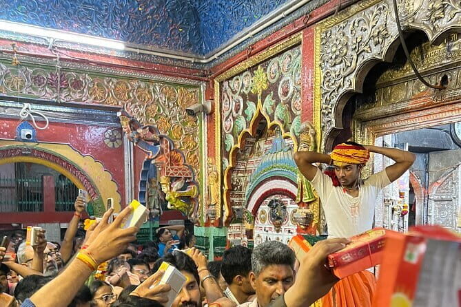 Ayodhya Private Tour & Temple Visits-Special support for Seniors - An In-Depth Look at the Experience