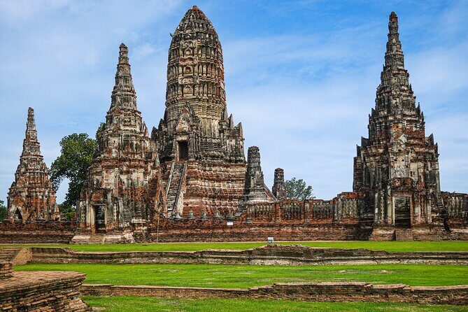 Ayutthaya Landmark Tour for Floating Market & Famous Temples - Authentic Experiences and Traveler Insights
