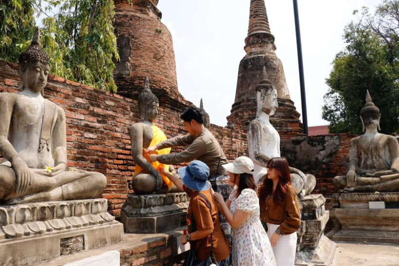 Ayutthaya One Day: Famous Temples & Bang Pa-In Palace Tour - Midday Break and Local Shopping