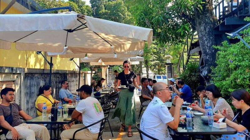 Ayutthaya: Sabieng Riverside Restaurant - Traveller's Lunch - Why This Buffet Works for Travelers