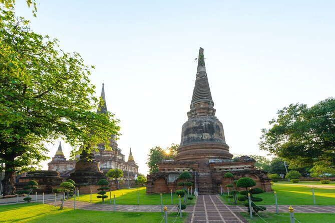 Ayutthaya Sunset Boat Ride & Famous Attractions Join Tour - What Past Travelers Say