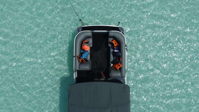 Bacalar: 3-hr Pontoon Boat Tour with Beach Club + Kayaks - What the Reviews Say